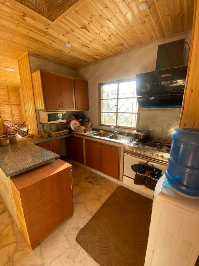 Oak Farm مزرعة الملّول Guest House ‘Ajlūn Bagian luar foto